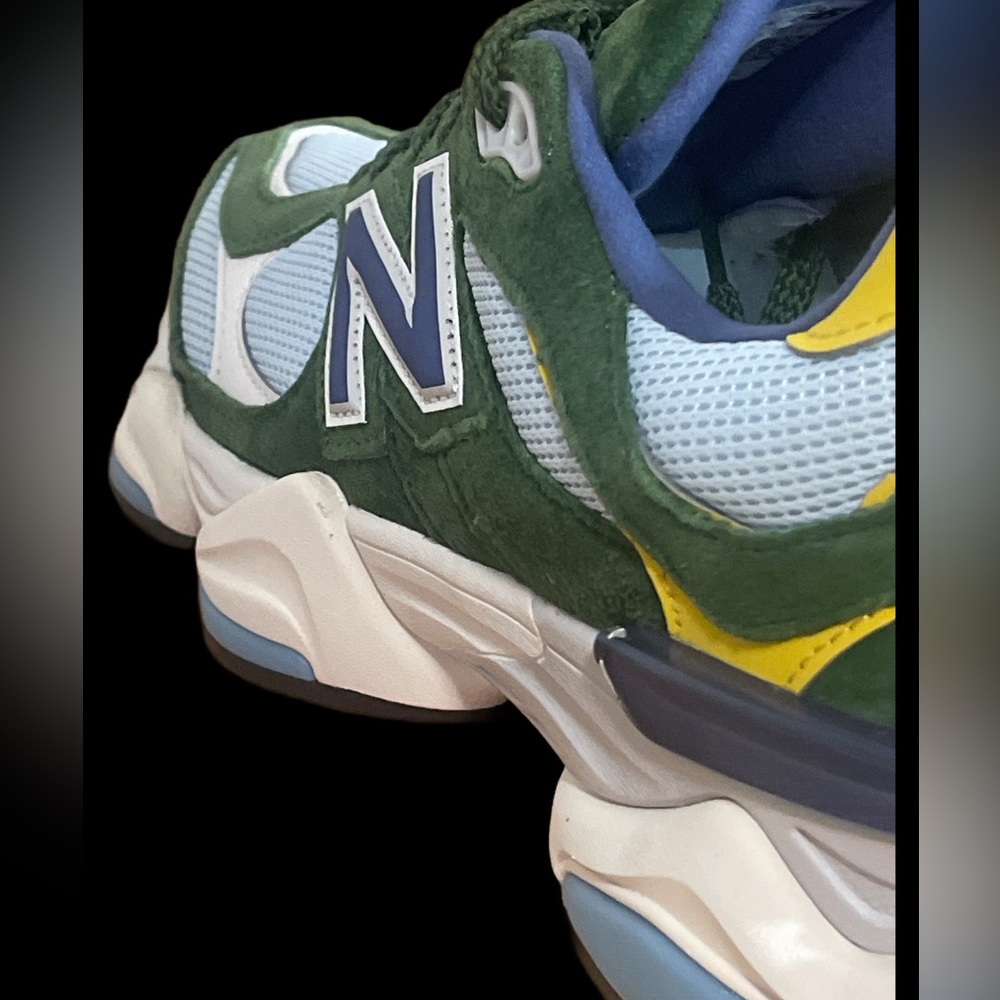 🔥New Balance 🔥9060 Unisex sizing M/10.5 W/12  Athletic LifeStyle Shoes *NEW*🔥 - Picture 10 of 11